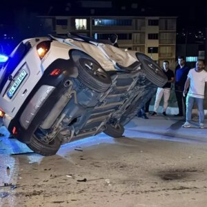 karabukte kaza 3 yarali guvenlik kamerasinda DK55ZyUV