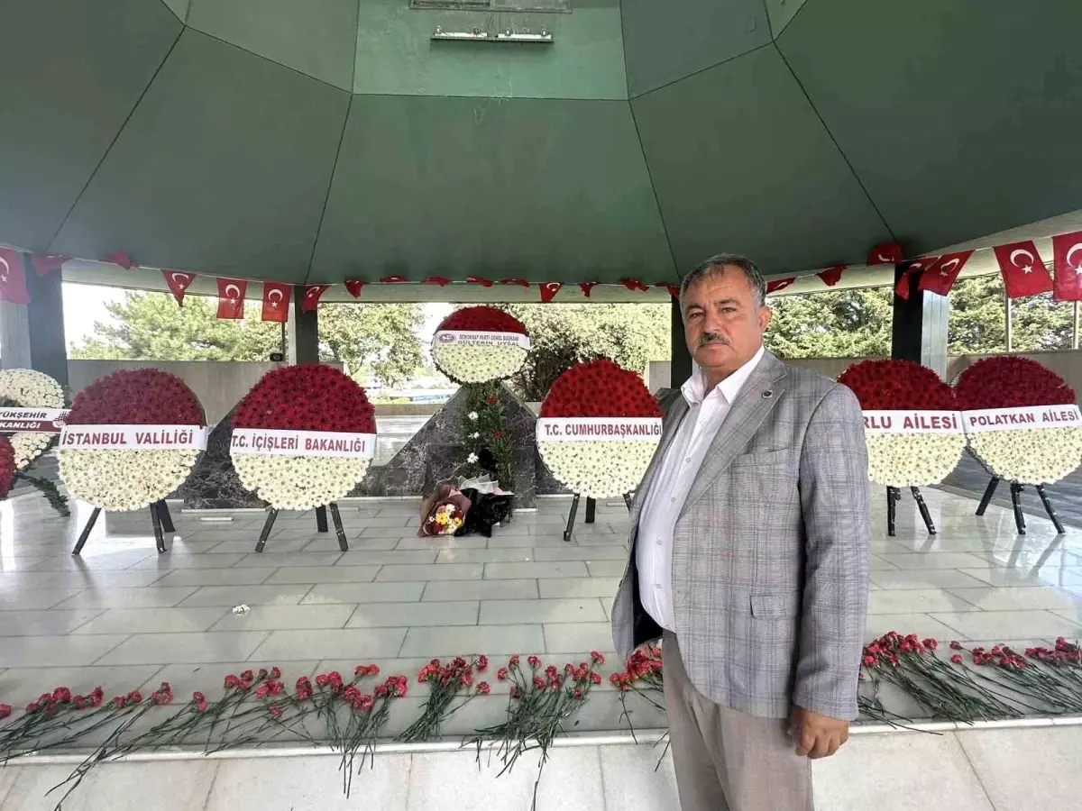 beyagac belediye baskani putun demokrasi sehitlerini andi K6sqSiEU