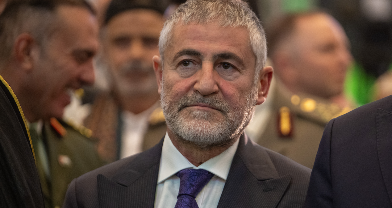 nebatinin gozlerindeki isilti azaldi WscDXYB7