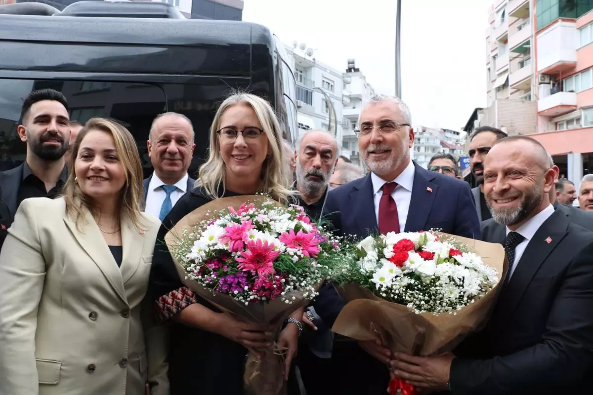 bakan vedat isikhan izmirde aliaga ziyaretinde HG9DsuIa