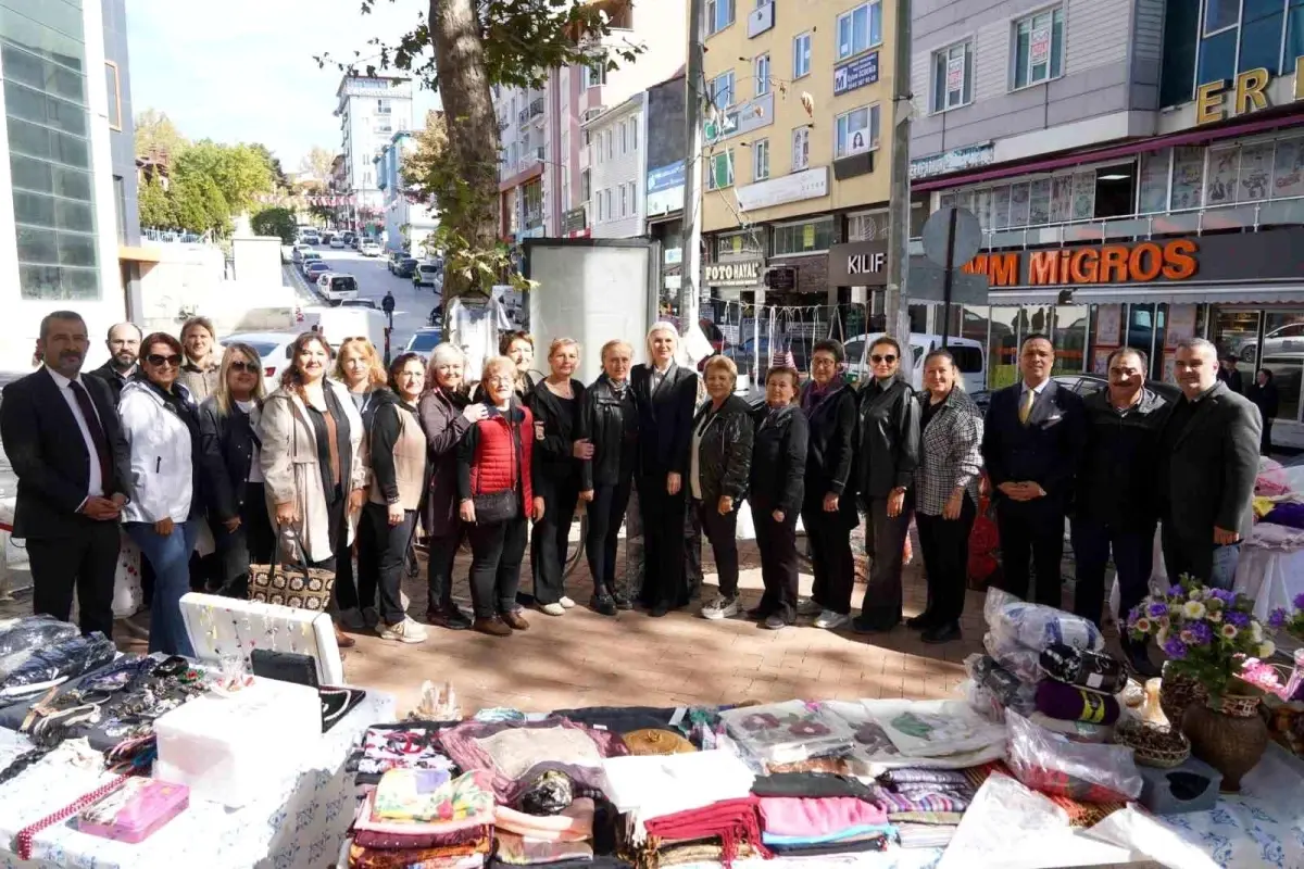 bilecikte hayir carsisi duzenlendi QAnV2xZn.jpg