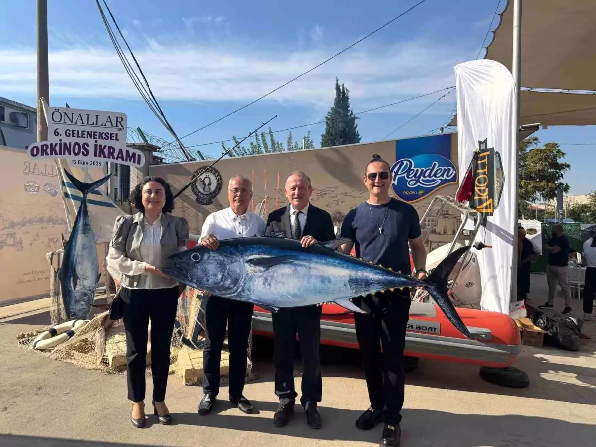 denizlide 800 kilo orkinos ikrami 26LETyCk.jpg