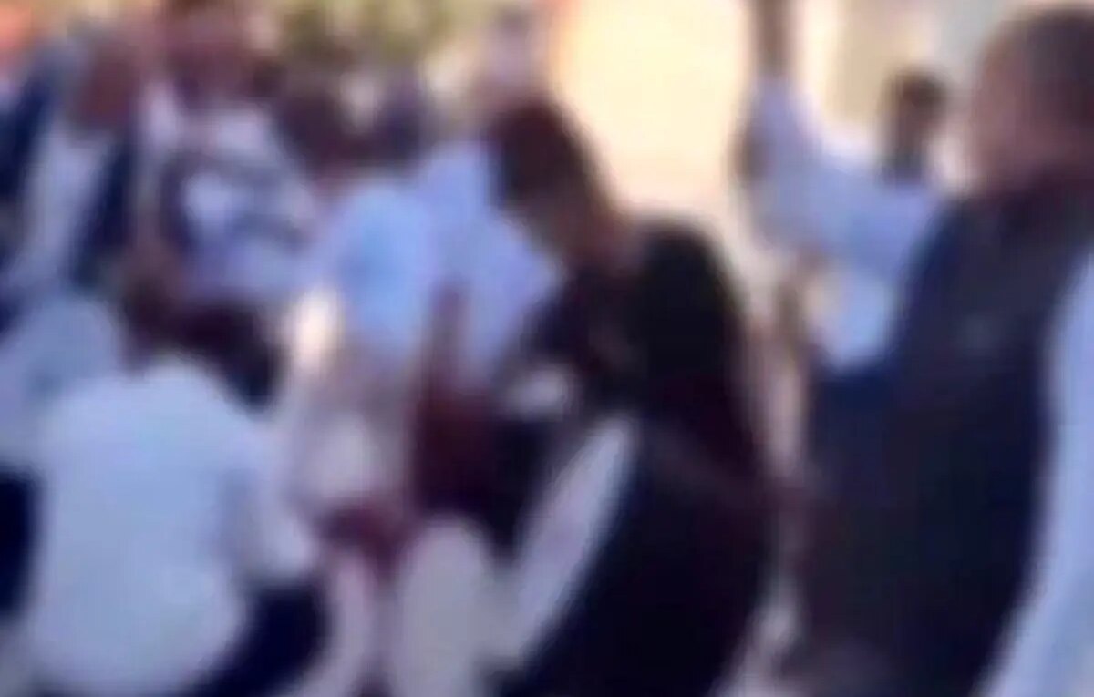 dugunde silah sikan sahis yakalandi RLkd2vl2.jpg