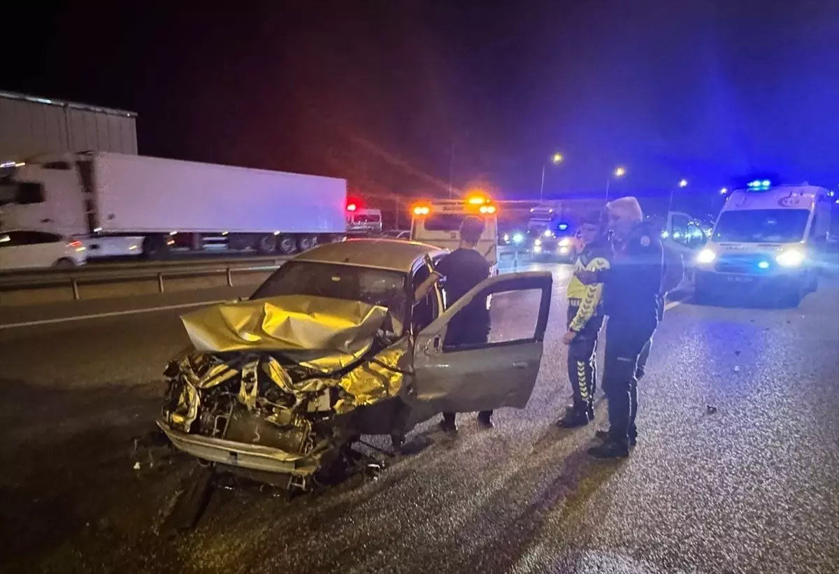 duzicinde trafik kazasi surucu yarali 2ds5C3qf.jpg