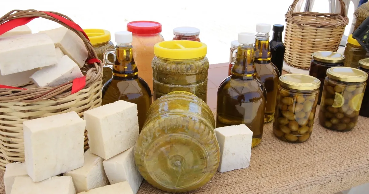 efes tarlasinda dogal urunlerle yeni bir pazar basliyor vCD22iw6