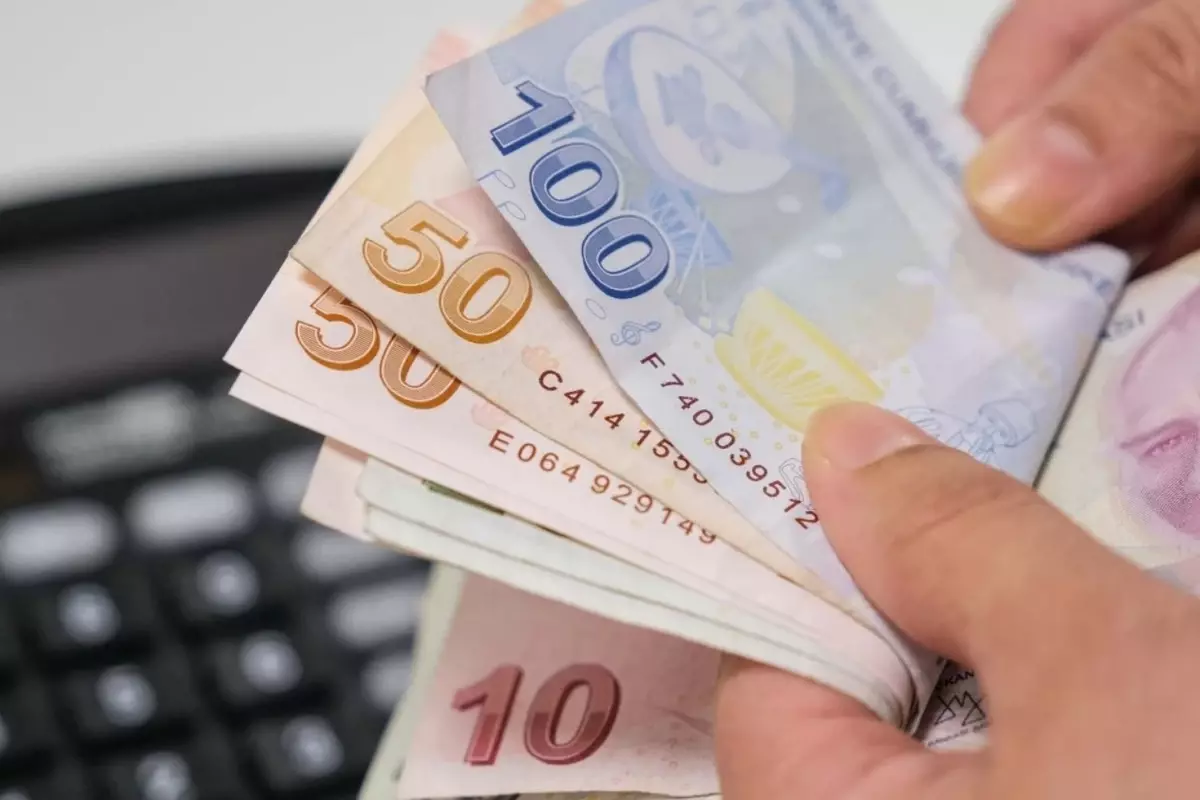 emekli ve memurun dort gozle bekledigi ocak zammi hesaplandi 4NPGbVlW.jpg