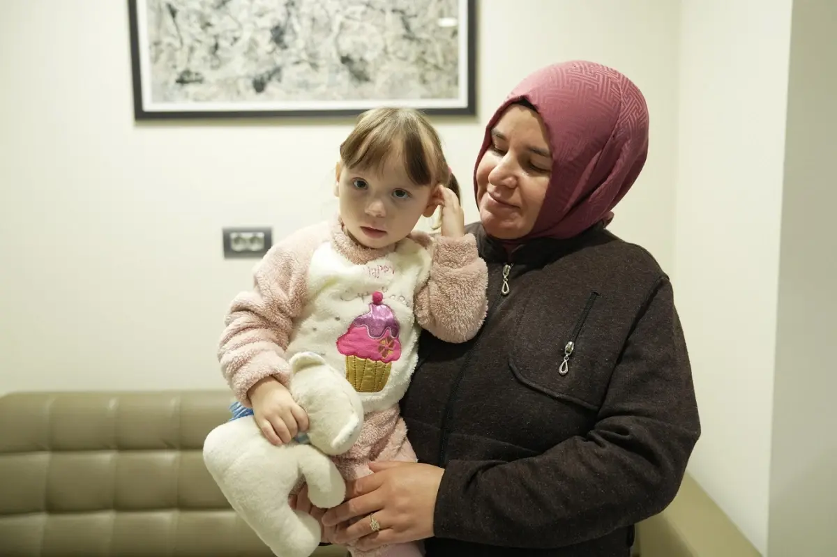 2 yasindaki melike nurun hayati karaciger nakli ile kurtarildi 8MnXtTOR.jpg