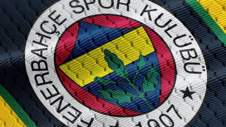 ademola-transferi-neden-olmadi-fenerahceli-yonetici-acikladi-hakaret-kabul-ettik-Lgk6kiwn.jpg