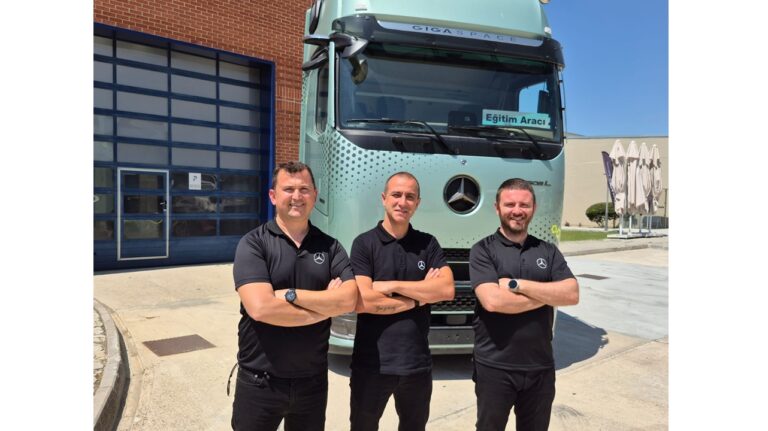 direksiyon-basinda-bilincli-guc-mercedes-benz-turkten-ekonomik-surus-egitimi-kbrREJrd.jpg
